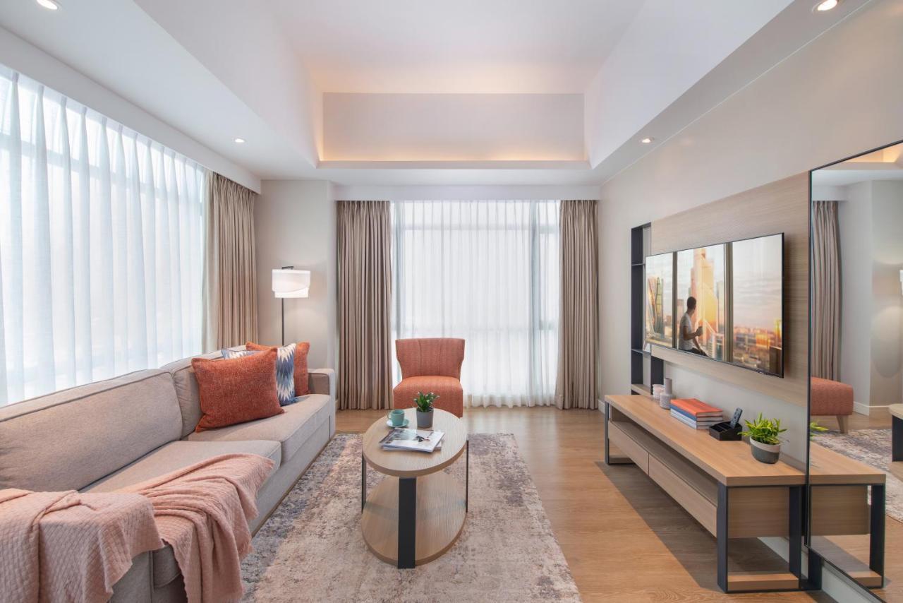 Citadines Roces Quezon City Bagian luar foto