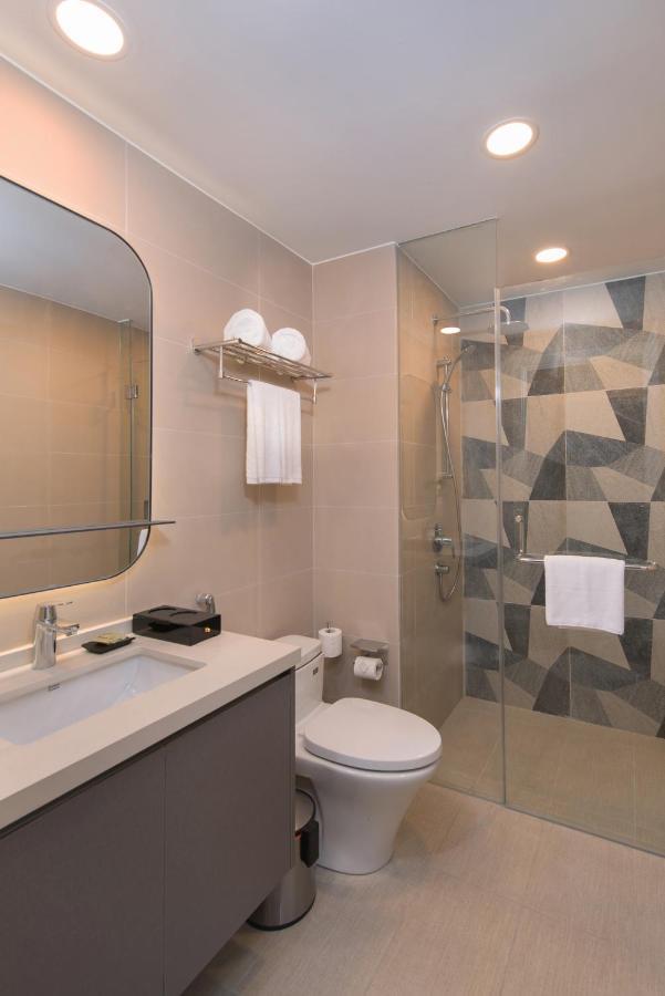 Citadines Roces Quezon City Bagian luar foto